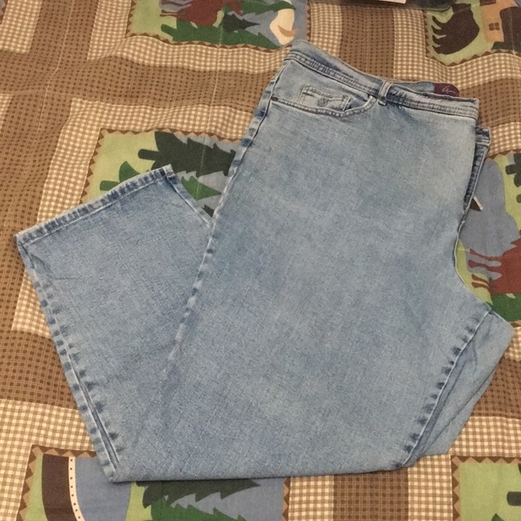 gloria vanderbilt denim jeans